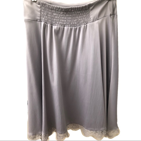 Octavia lace hem skirt - Picture 6 of 7